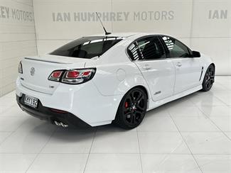 2017 Holden Commodore - Thumbnail