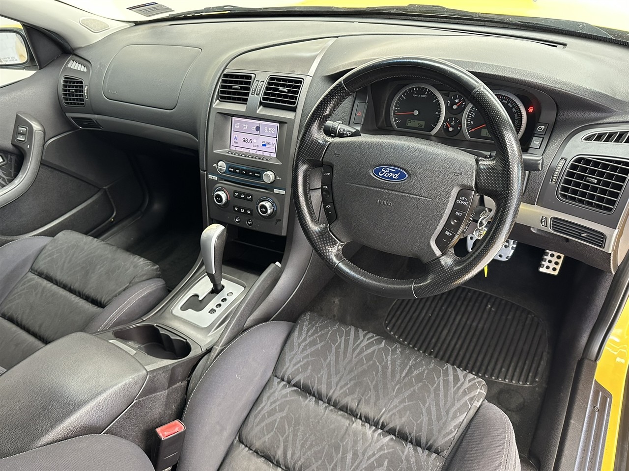 2005 Ford Falcon