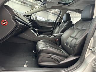 2016 Holden Commodore - Thumbnail
