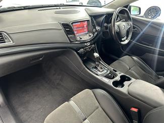 2016 Holden Commodore - Thumbnail