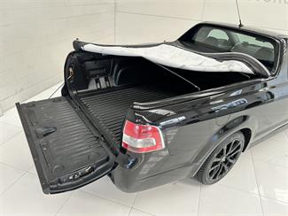 2016 Holden Commodore - Thumbnail