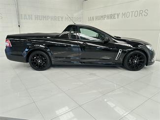 2016 Holden Commodore - Thumbnail