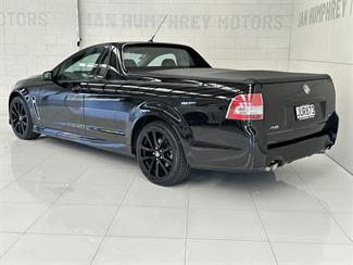 2016 Holden Commodore - Thumbnail