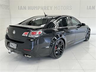 2017 Holden Commodore - Thumbnail