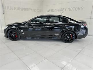 2017 Holden Commodore - Thumbnail