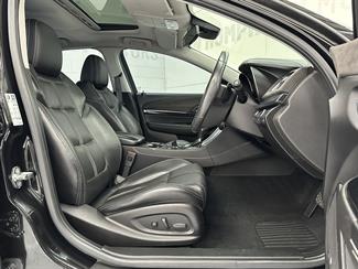 2016 Holden Commodore - Thumbnail