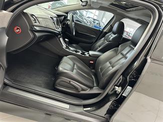 2016 Holden Commodore - Thumbnail