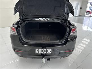 2016 Holden Commodore - Thumbnail