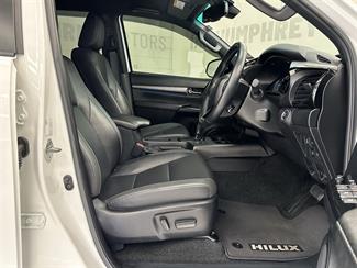 2022 Toyota HILUX - Thumbnail