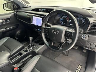 2022 Toyota HILUX - Thumbnail