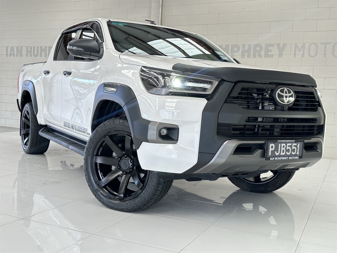 2022 Toyota HILUX