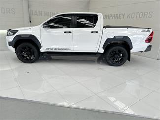 2022 Toyota HILUX - Thumbnail