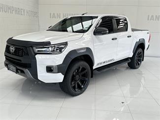 2022 Toyota HILUX - Thumbnail
