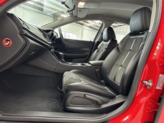 2015 Holden Commodore - Thumbnail