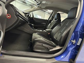 2016 Holden Commodore - Thumbnail