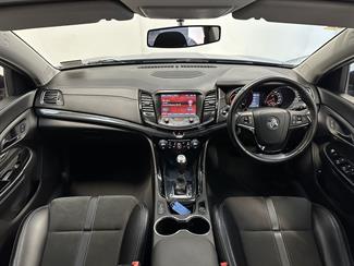 2016 Holden Commodore - Thumbnail