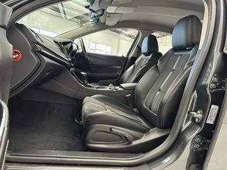 2017 Holden Commodore - Thumbnail