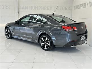2017 Holden Commodore - Thumbnail
