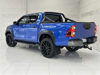 2021 Toyota HILUX - Thumbnail