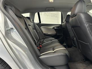 2013 Holden Commodore - Thumbnail
