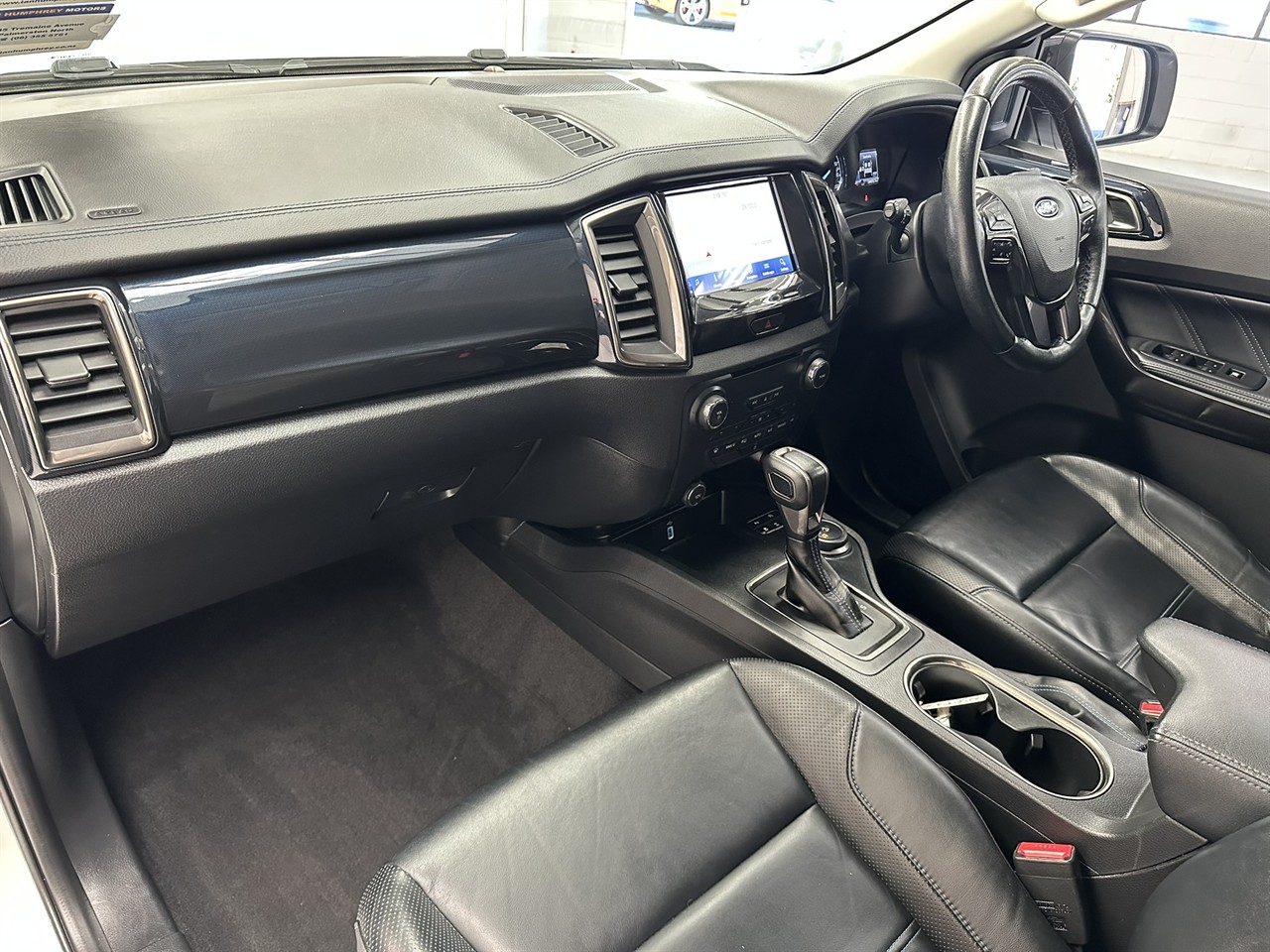 2020 Ford Everest