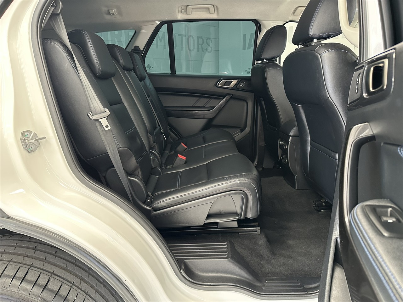 2020 Ford Everest