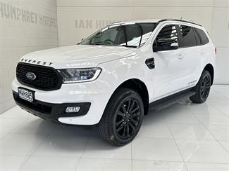 2020 Ford Everest - Thumbnail