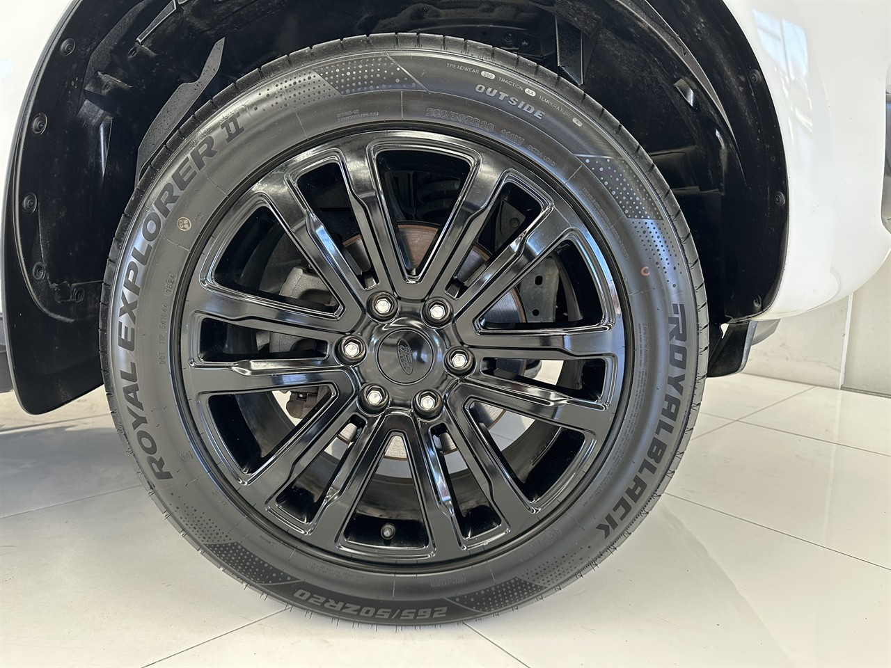 2020 Ford Everest