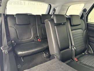 2023 Ford Everest - Thumbnail