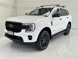 2023 Ford Everest - Thumbnail