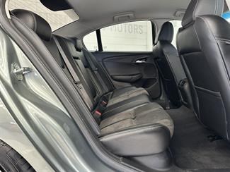 2014 Holden Commodore - Thumbnail