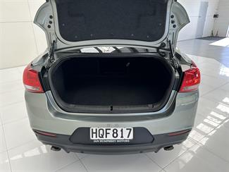 2014 Holden Commodore - Thumbnail