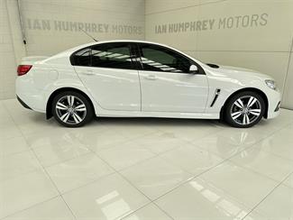 2013 Holden Commodore - Thumbnail