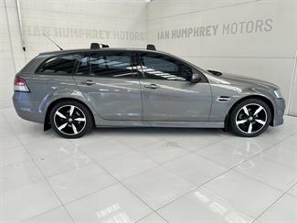 2011 Holden Commodore - Thumbnail