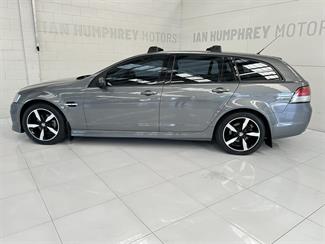 2011 Holden Commodore - Thumbnail