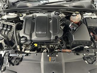 2019 Holden Commodore - Thumbnail