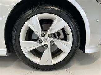 2019 Holden Commodore - Thumbnail