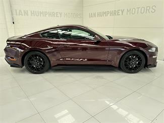 2018 Ford Mustang - Thumbnail