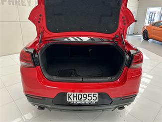 2017 Holden Commodore - Thumbnail