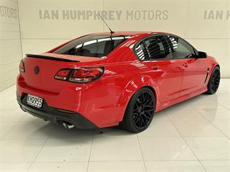 2017 Holden Commodore - Thumbnail