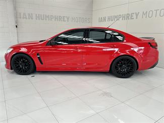 2017 Holden Commodore - Thumbnail