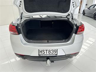 2014 Holden Commodore - Thumbnail