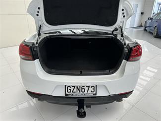 2013 Holden Commodore - Thumbnail
