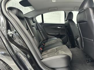 2014 Holden Commodore - Thumbnail