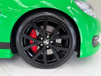 2017 Holden Commodore - Thumbnail