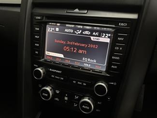 2010 Holden Commodore - Thumbnail