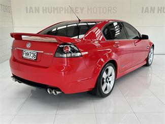 2010 Holden Commodore - Thumbnail