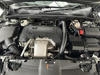 2018 Holden Commodore - Thumbnail
