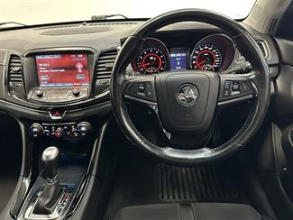 2017 Holden Commodore - Thumbnail