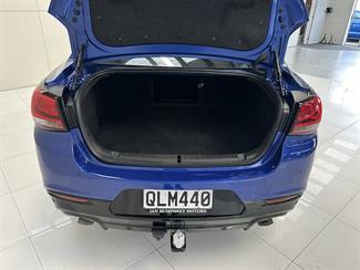 2017 Holden Commodore - Thumbnail